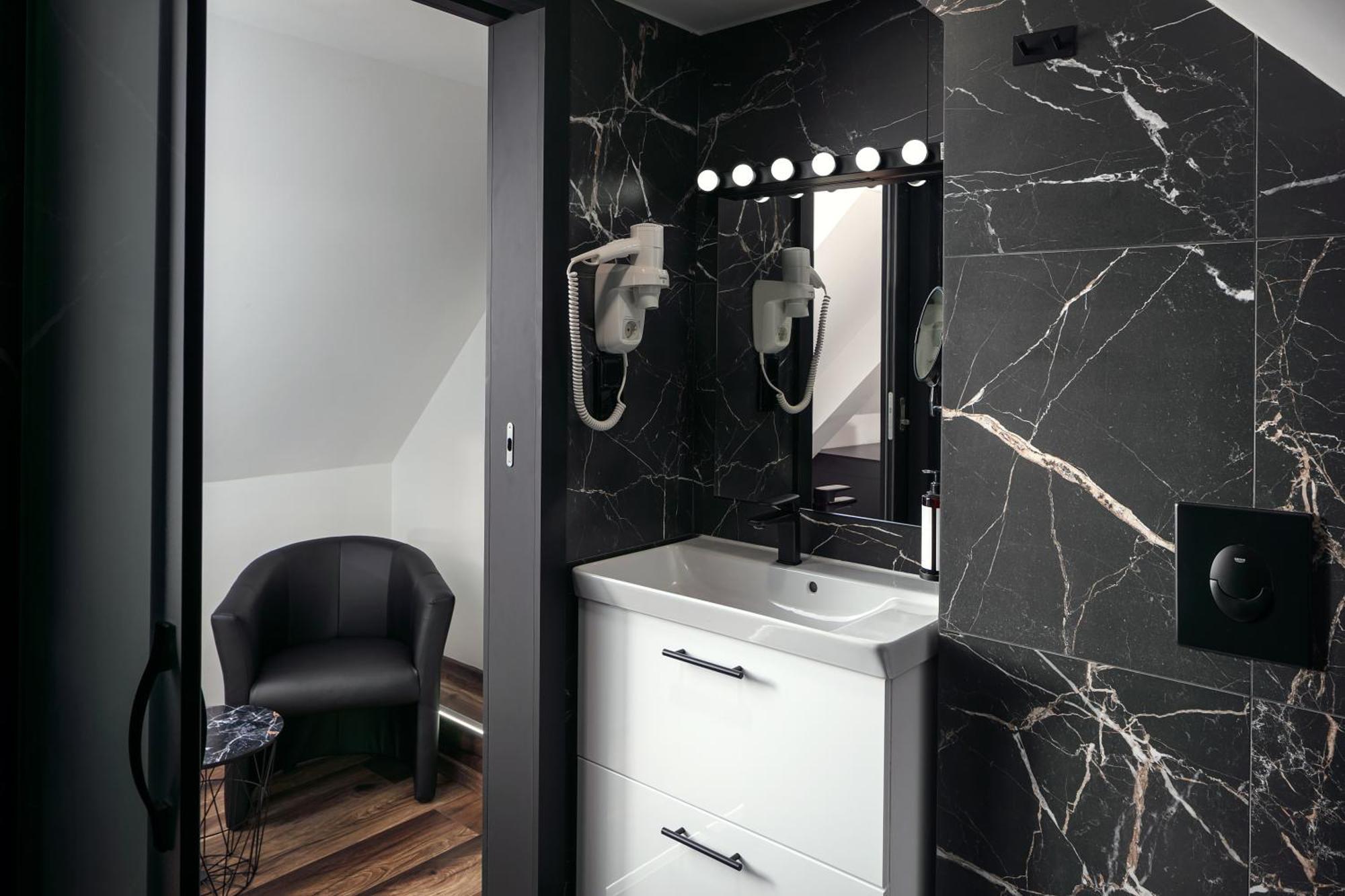 Perla Hotel Prague Luaran gambar