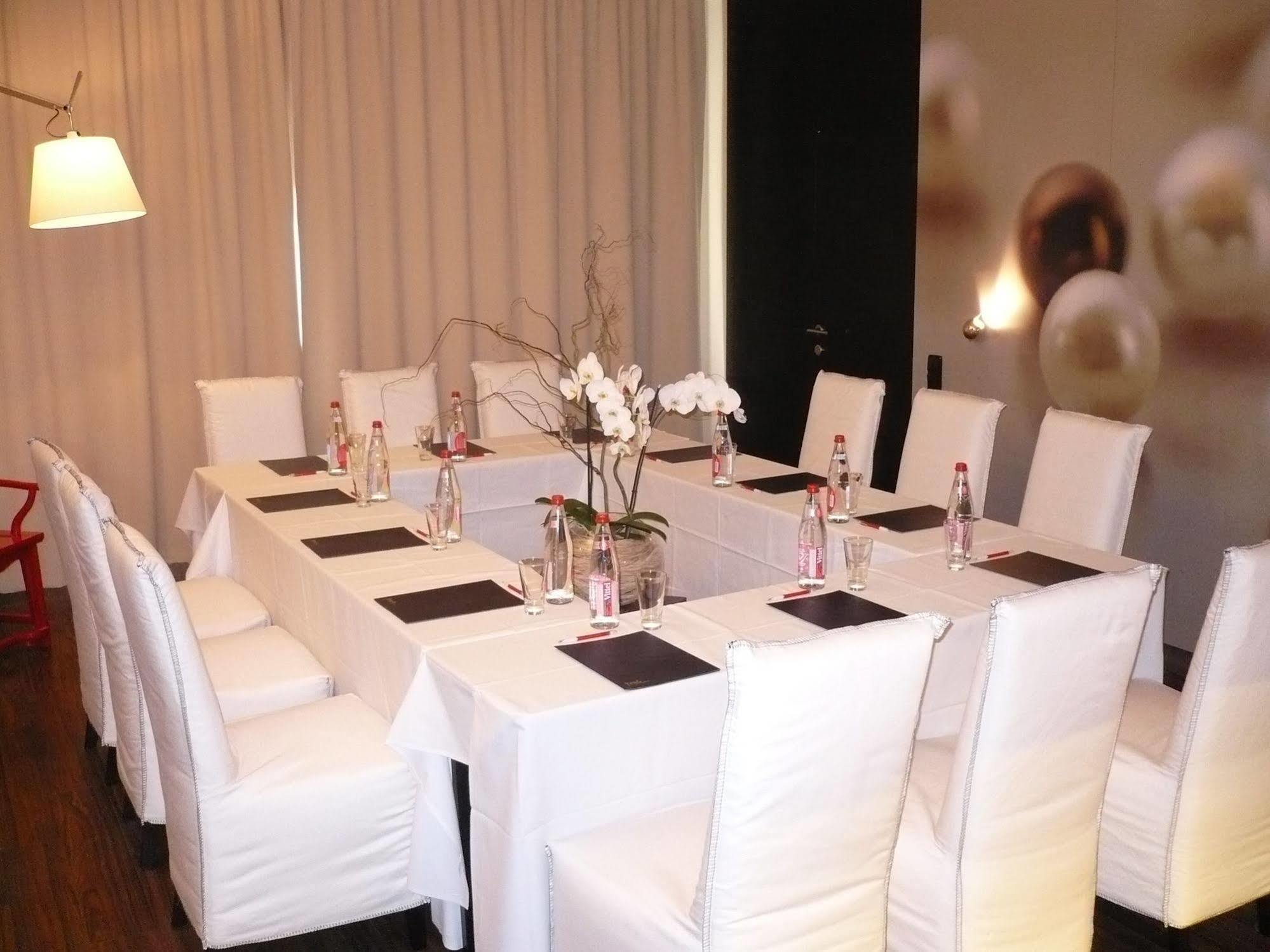 Perla Hotel Prague Luaran gambar
